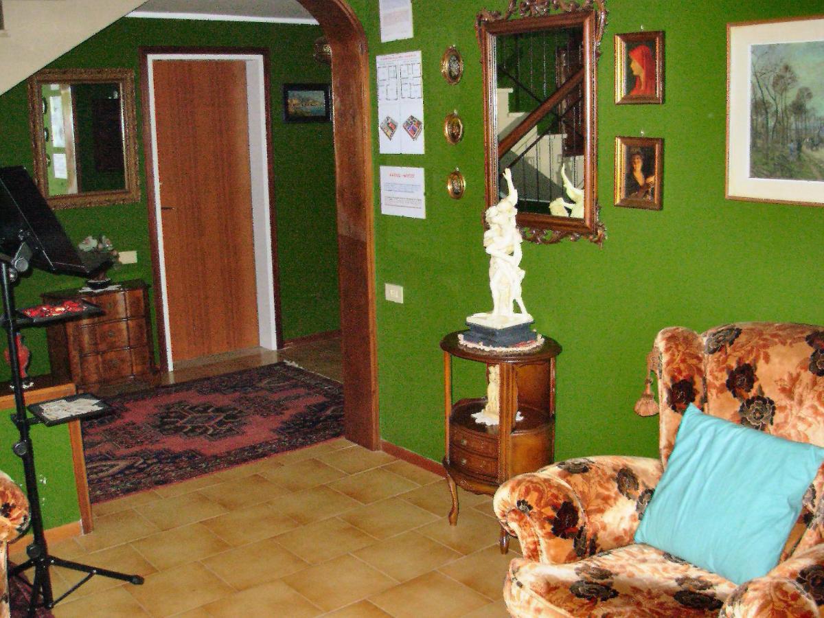 Bed & Breakfast Da Marco Toscolano Maderno Exterior photo